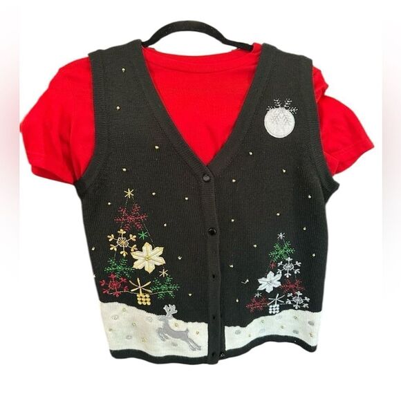 Women’s Oversized Holiday XMAS Vest And Tee - Small (fits up to medium) - Picture 1 of 2